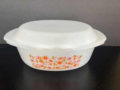 Arcopal France Scania Design Oval Baking Casserole with Lid Vintage