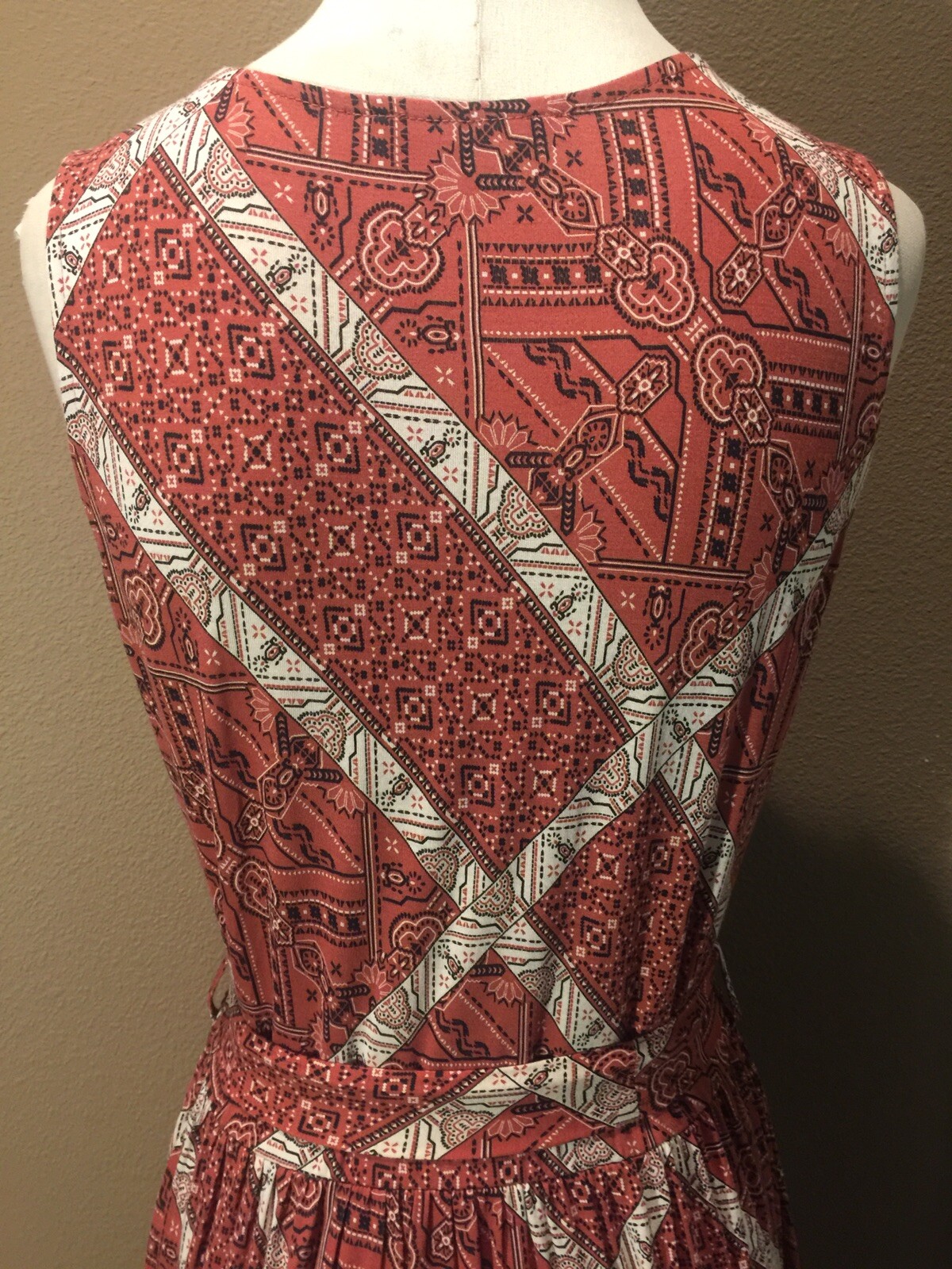 Natural Reflection M Attached Wrap Sleeveless Rus… - image 5