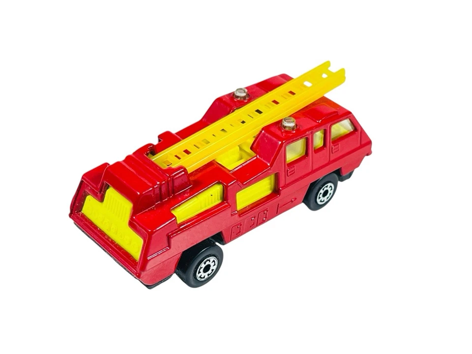 Matchbox Bulgaria Superfast MB22 Blaze Buster Fire Truck w/K Box - Image 4 of 4