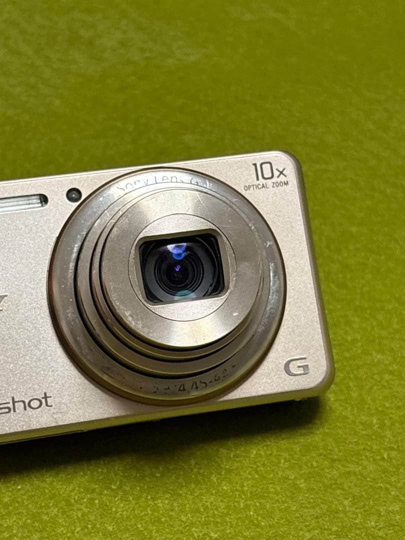 SONY Cyber Shot DSC-WX200 Silver Digital Camera 10x Zoom 18.2MP