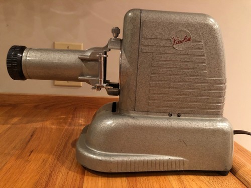 Proiettore Viewlex Slide & Filmstrip V-22C custodia orig con entrambi gli accessori ~ TESTATO - Foto 2 di 23