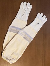 Beekeeping Gloves Leather Ventilated Size: Medium