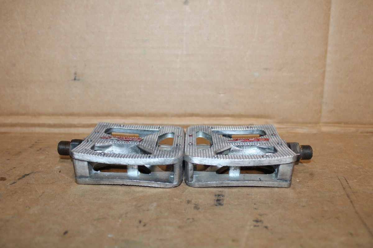 GT BMX MTBペダル Gt Bmx Pedals New | eBay