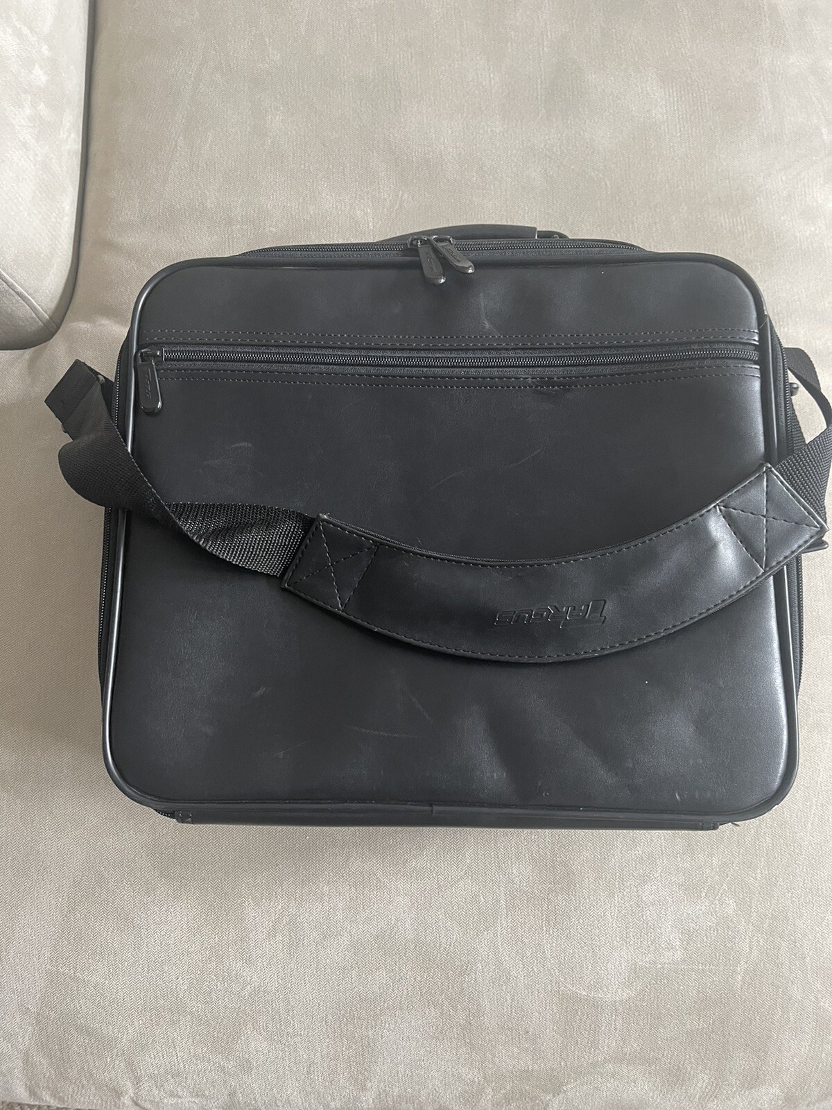 Targus CUN1/OCU2 Black Leather Padded Laptop Shoulder Carry Case Bag eBay