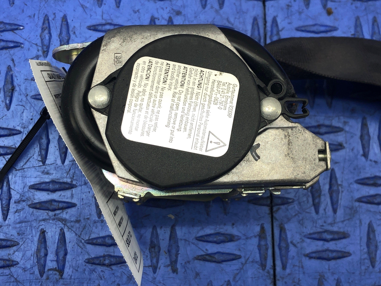 2014-2017 MASERATI QUATTROPORTE FRONT LEFT DRIVER SIDE SEAT BELT RETRACTOR OEM