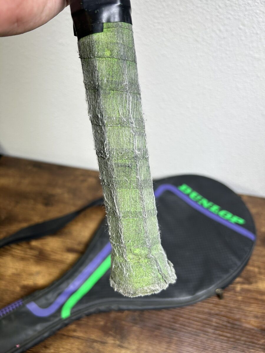 Dunlop MAX 200G Pro. Green/Purple. Grip 4 1/2 Dunlop MAX 200G Pro. Green/Purple. Grip 4 1/2
