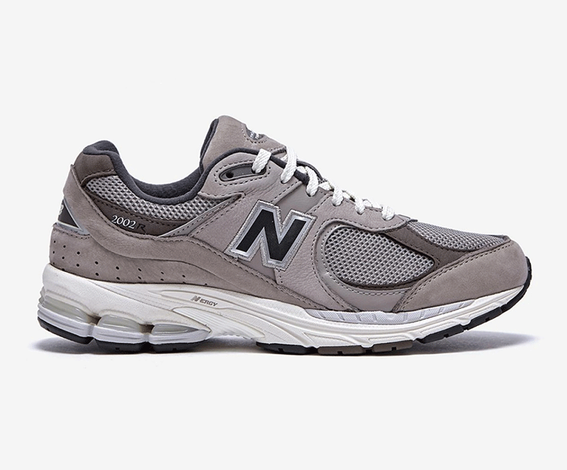 New Balance BrownYard 2002 Low Top Gray Men