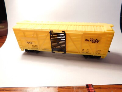 MODEL POWER HO Scale 40' TRAIN CATTLE CAR / Model Railroading - KATY-M.K.T. 8013