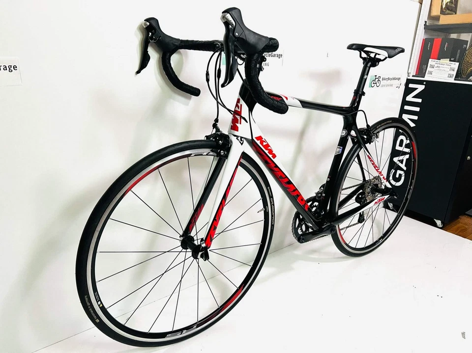 Bicicleta de carretera KTM Revelator 3300, 11 velocidades Shimano 105, fibra de carbono, 2017, 55 cm Foto 4 de 4