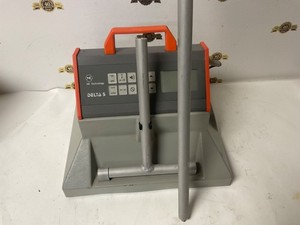 NE Technology DELTA 5 Detector Geiger Counter roll around push with stick