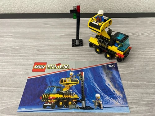 LEGO 4541 Rail and Road Service Truck Not Complete No Box