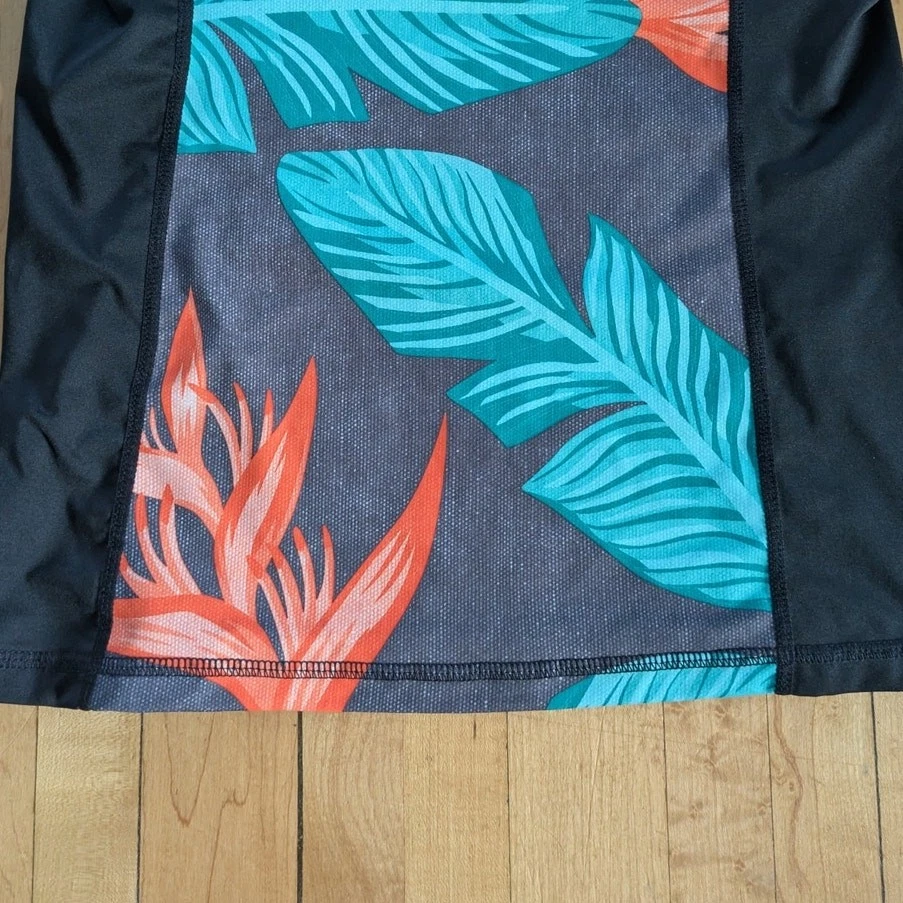 Rashguard Floral Hurley Hanoi Talla M Negro Verde Surf Compresión Hawaiana UPF Foto 3 de 4
