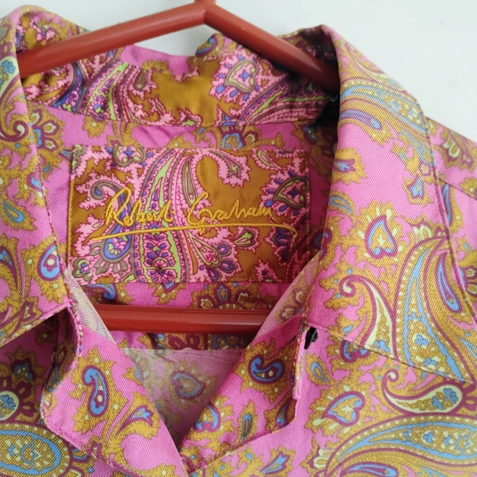 Robert Graham Silk Pink Green Paisley Floral Button Up Shirt Top Women SIZE 4-6 - Image 4 of 4