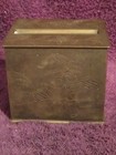 HEAVY ETCHED BRASS LIFT AND SERVE CIGARETTE DISPENSER FROM CHINA — photo 1