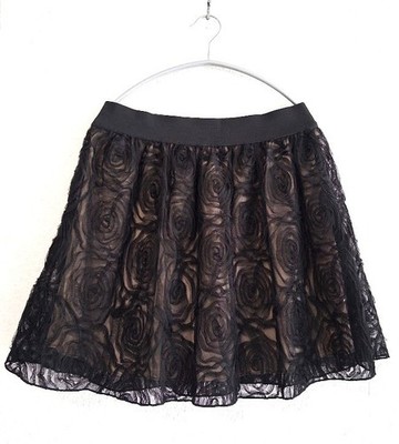 BCX Damen Rock schwarz Gr. M Wunderschöne Bänderstickerei Elastischer Bund
