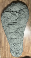 US ARMY ISSUE INTERMEDIATE SLEEPING BAG FOLIAGE GREEN MODULAR SLEEP SYSTEM UCP
