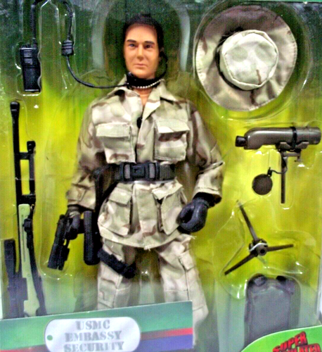Front Line Defenders 12" Articulated Action Figure USMC Embassy Security - Bild 4 von 12