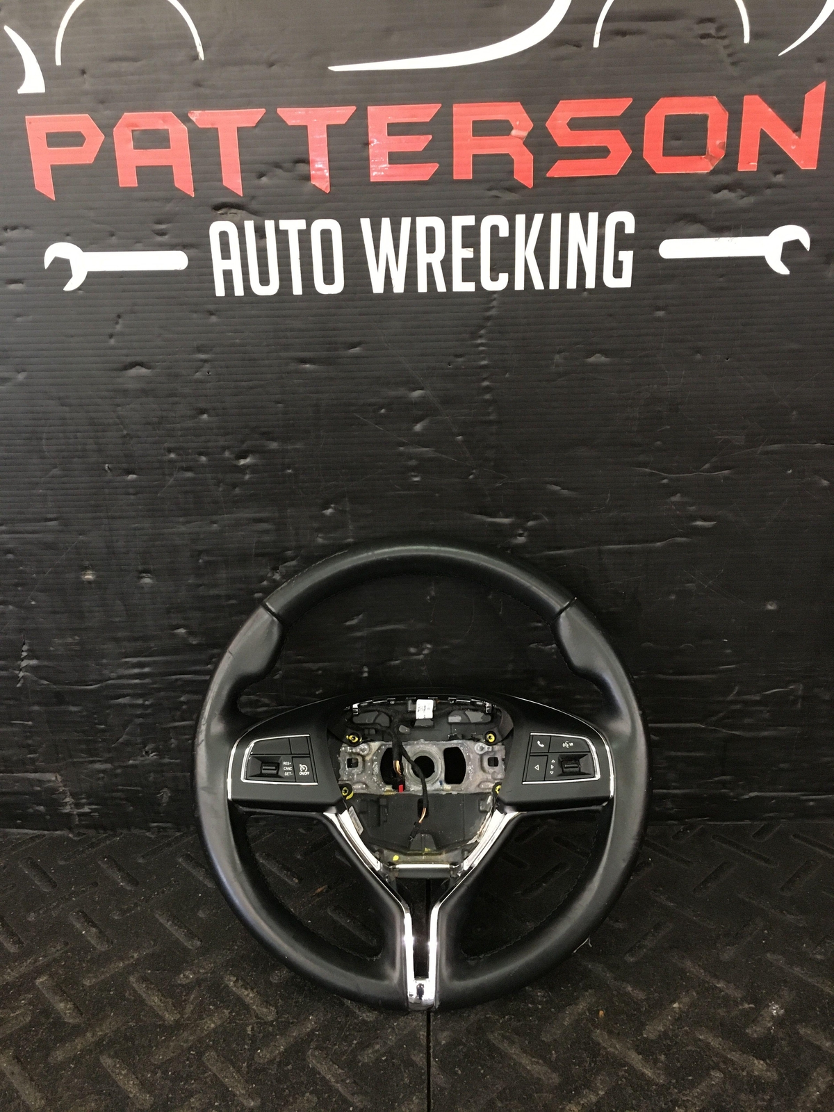 14-17 MASERATI GHIBLI BLACK LEATHER WRAPPED STEERING WHEEL W/ ACCESSORY CONTROL