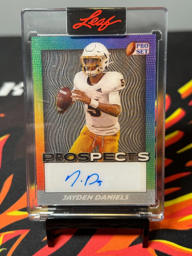2024 Leaf Pro Set Metal - Pro Set Prospects Lenticular #PR-JD1 Jayden Daniels (AU, RC)