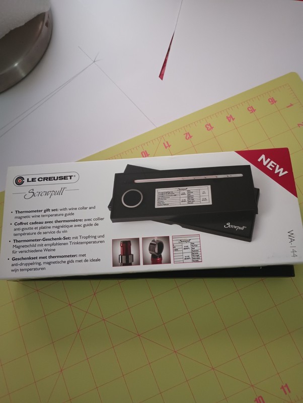 Le Creuset Screwpull Thermometer gift set, New in Box, WA-144