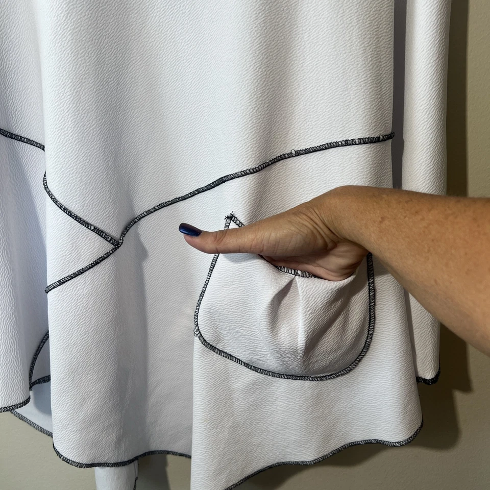 Seven Karat Top Tunic Women 1X White Asymmetrical Hem 3/4 Sleeve Textured EUC - Image 4 of 4
