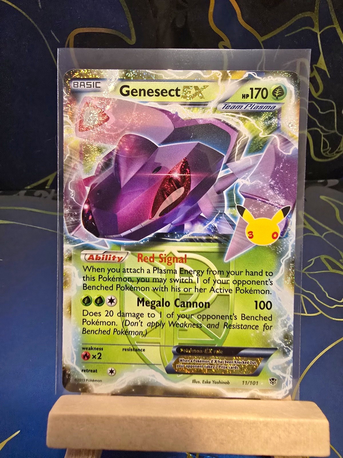 Pokémon TCG Genesect EX 11/101  30th Celebrations.