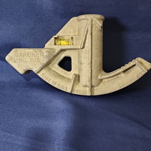 Used Gardner Bender NO. 930 for 1/2" Thinwall Conduit