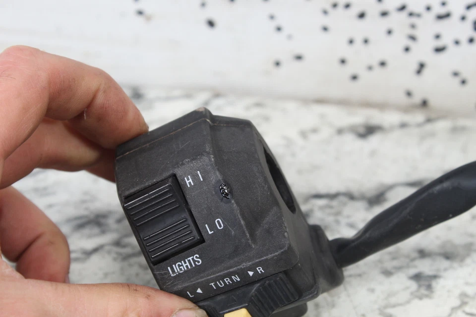 Interruptor de manillar izquierdo Suzuki DR200SE DR 200 2009 37400-44A00 Foto 3 de 4