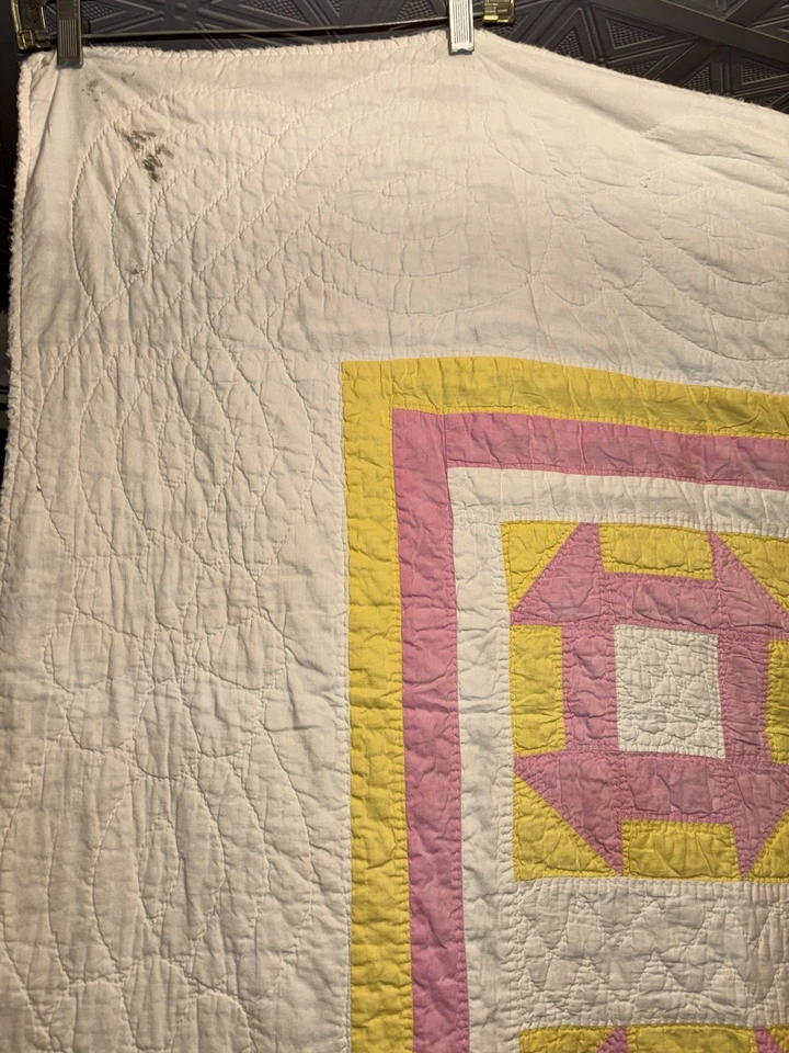 Colcha cortador de bloco antiga rosa, amarela e off white ~82" x ~72" - Imagem 3 de 4