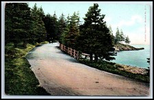 Postcard BEAUTIFUL SCENERY IN POS PLEASANT PARK Montreal Import Co Mon   G108