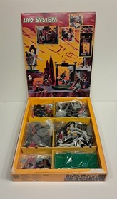 Lego 6097 Night Lord's Castle - 100% Complete with Instruction Box and Poster