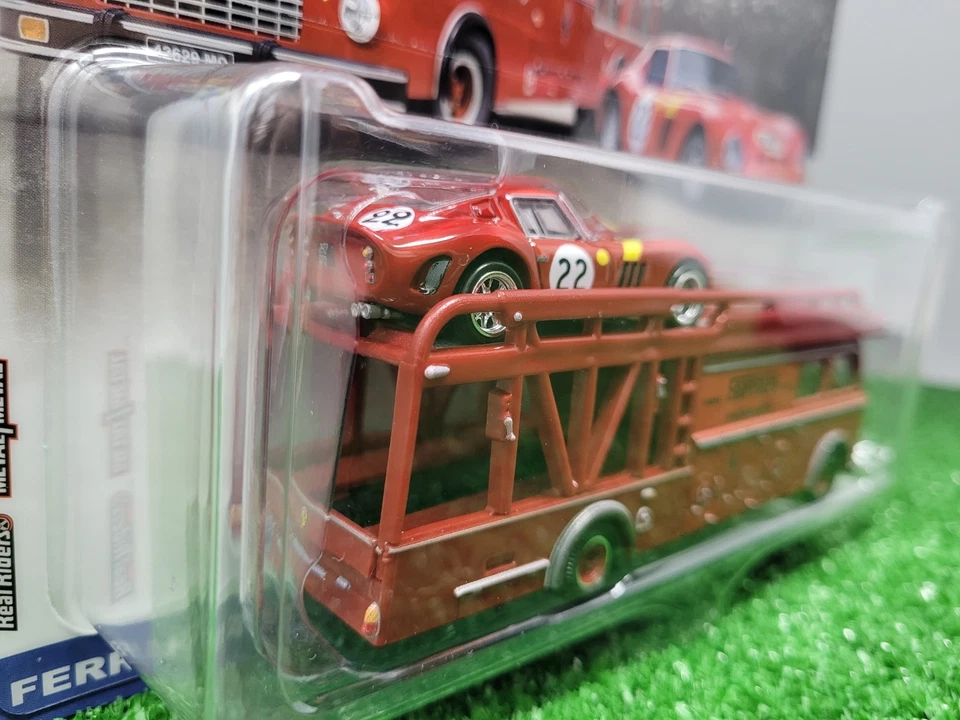 Hot Wheels Team Transport Ferrari 250 GTO and Fiat 642 RN2 /InHand/ReadyToShip/ - Image 3 of 4