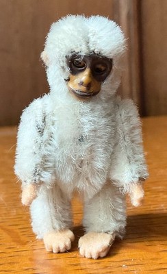 Kleiner antiker Schuco Piccolo weißer Mohair Affe