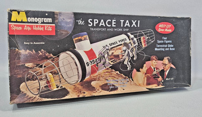 THE SPACE TAXI 1996 Willy Ley Revell / Monogram Reissue Model