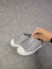Native Gray Jefferson Slip On Toddler Summer Shoes Size C6 Children s Pre Owned