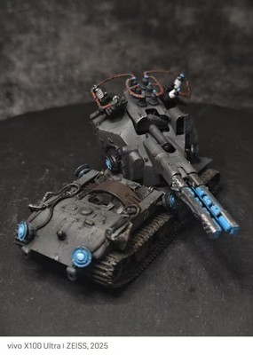 3D-printed Model Suite 1/72/35 Electromagnetic E-100 Tank  Unpainted