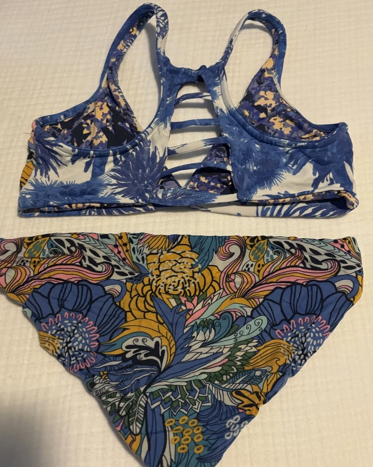 Maaji 比基尼套装 XS 码 - 女式泳装套装双面三角比基尼花卉 — 第 2/3 张图片