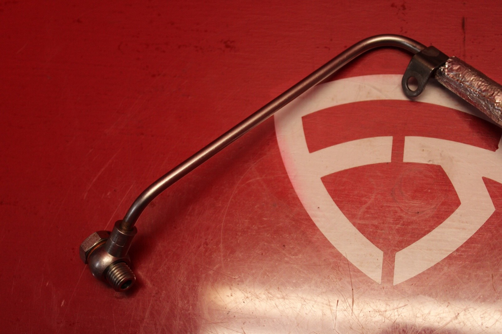 2014-2019 MASERATI GHIBLI M157 OEM RIGHT SIDE TURBO OIL DELIVERY FEED PIPE LINE
