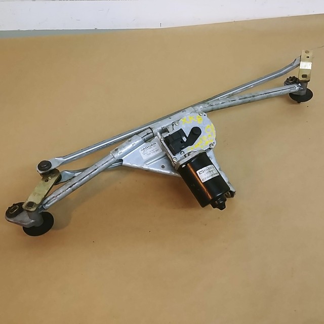 Jaguar XK8 XKR 19972003 Original Windshield Wiper Motor Assembly