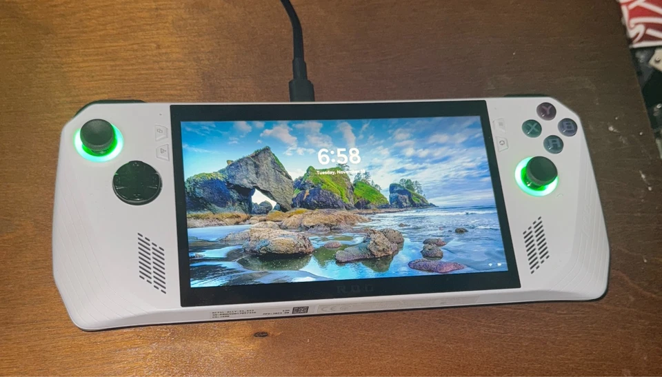 华硕 ROG Ally 120Hz 7''(512GB 固态硬盘 AMD 锐龙 Z1 Extreme 16GB RAM)手持 — 第 4/4 张图片