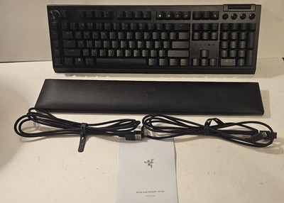 Razer BlackWidow V4 Pro Mechanical Gaming Keyboard - US English, Green  Switches