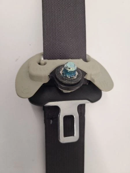 2011-16 KIA SPORTAGE RIGHT RH FRONT PASSENGER SEAT BELT RETRACTOR Foto 3 de 4