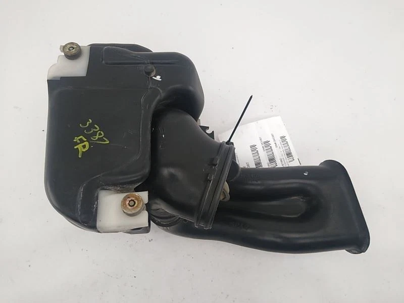 HONDA PRELUDE Secondary Air Cleaner Box 2.2L 4 Cylinder Fits 1997-2001  - Image 4 of 4