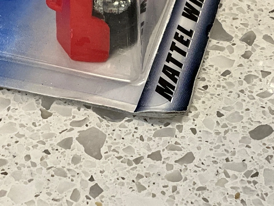 Hot Wheels 1999 First Editions SEMI FAST 8 of 26 #914 SEALED 1998 Card Damage - Image 2 of 4