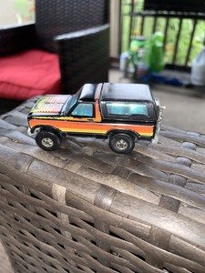 Vintage Hot Wheels Black Ford Bronco Blackwall Tires w ...