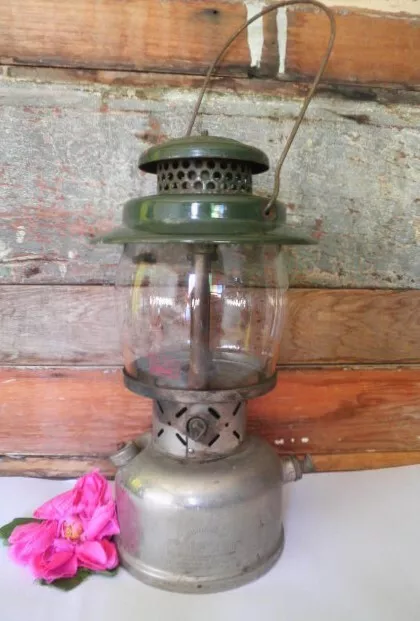 Coleman kerosene lamp outlet