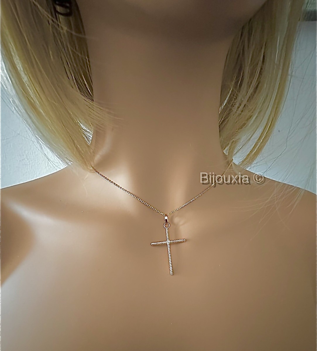 Boucles D'oreilles Pendantes Croix Plaqué Or 18 Carats - Bijoux Neufs Avec étiquettes