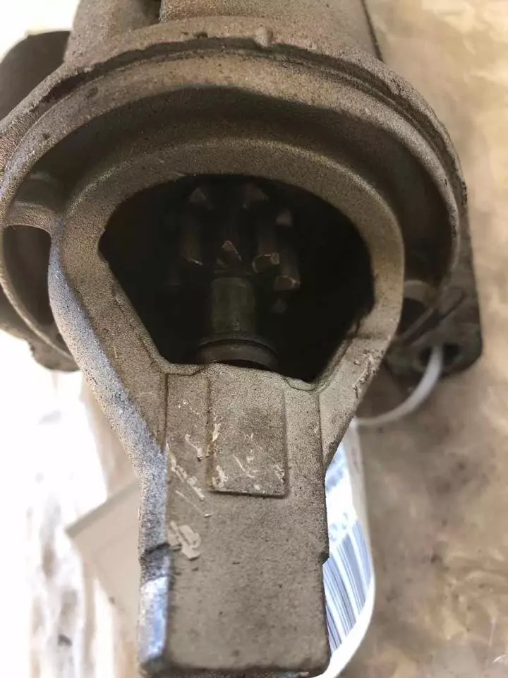 Conjunto de motor de arranque convertible Chrysler Lebaron 1990-1995 BOSCH 3,0 L Foto 4 de 4