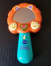 VTech I See Me Lion Mirror Interactive Toddler Toy 7"x 4"