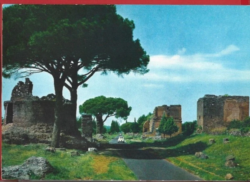 Foto 1 di 2